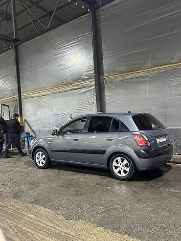 Kia Rio: 1.4 л | 2006 г. Хэтчбэк — 3