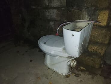 Məhsul: Klozet (su baklı, döşəməyə quraşdırılan model) Təsvir: -