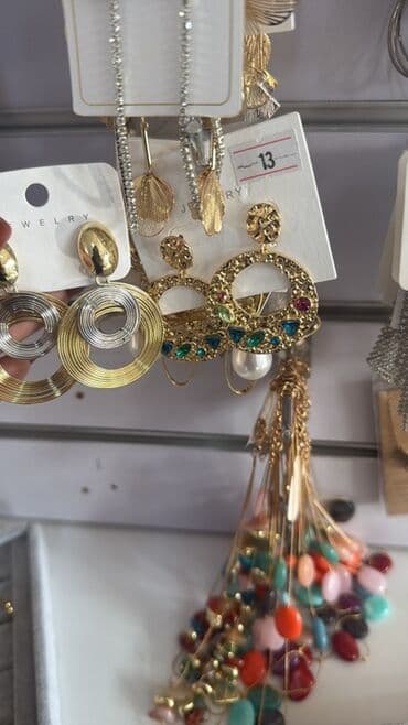 pandora qizil qolbaqlar instagram: Qadın bəzək aksesuarları – geniş seçim Məhsullar: - Qızılı tonlarda — 10