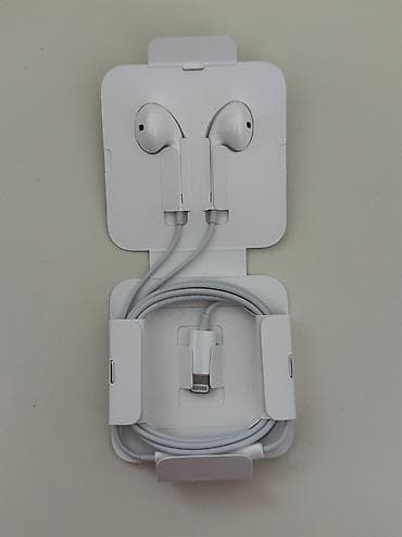 Orjinal qulaqlıq
İphone qulaqlığı