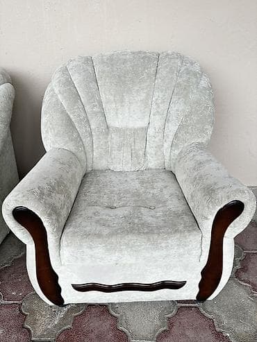 yataq kreslo: İşlənmiş, Klassik divan, Divan, Bazasız, Açılmayan — 2