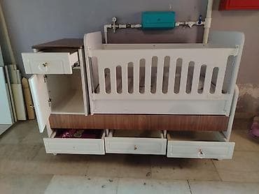 Beşik 90 azn endirim yoxdu yaxşı vəziyyətdədi matras daxil ünvan
