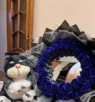 Məhsul: Güzgülü gül kompozisiyası və yumşaq oyuncaqlı dəst - — 2