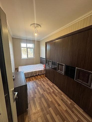 uglavoy divan: Divan — 5