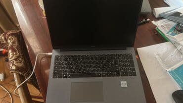 Huawie D16 Matebook i5 - 12- ci nəsil H prossesor 512 yaddaş 8 GB ram