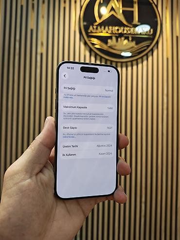 iphone 5: IPhone 15 Pro, 128 GB, Natural Titanium, Zəmanət, Simsiz şarj, Face ID — 3