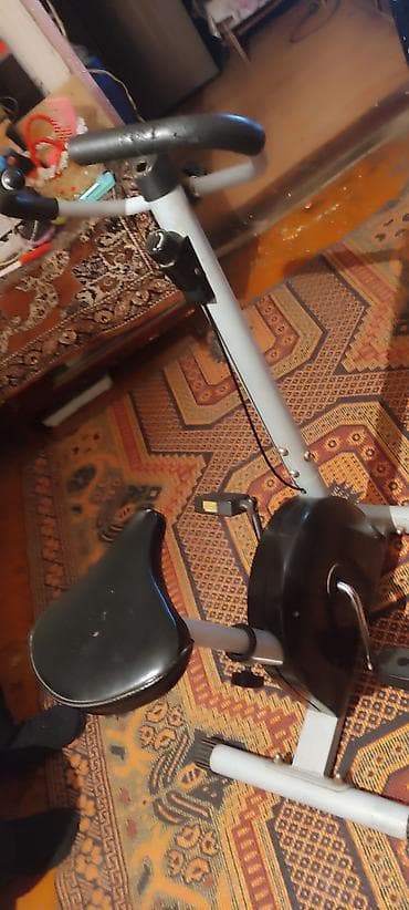 Dəbilqələr: Ev üçün velotrenajor - Mexaniki tip, kəmər ötürücülü - Pedallarda — 3