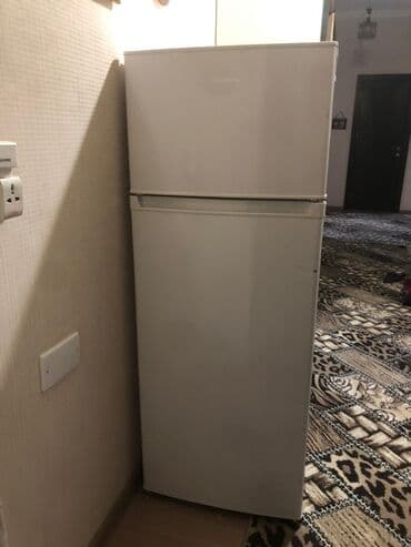 xaladelnik ev ucun: İki qapılı soyuducu - Üst hissədə dondurucu, alt hissədə əsas soyutma — 1