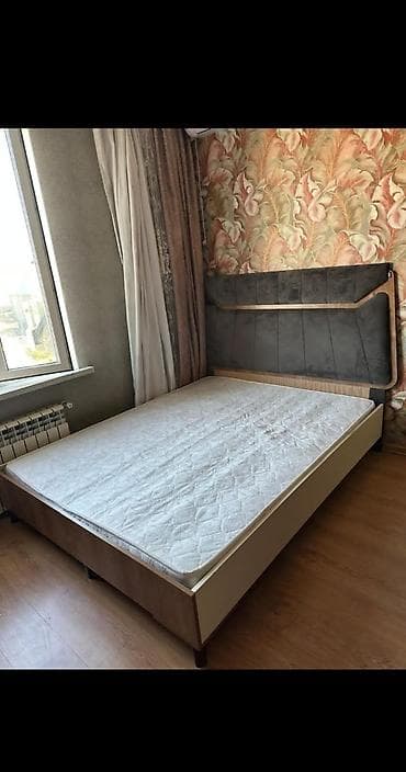 divarda kitab refi: F9Taxt satılır 180₼. matrası var.Ünvan Həzi Aslanov. Fatimə99 — 1