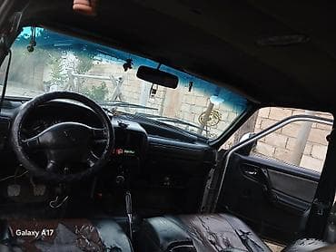 kia forte diffuser: QAZ 3110 Volga: 2.4 l | 2003 il 180000 km Sedan — 8
