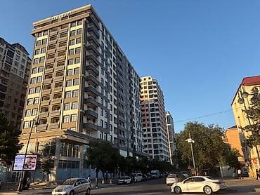 Mənzillər: 3 otaqlı, Yeni tikili, 126 kv. m — 2
