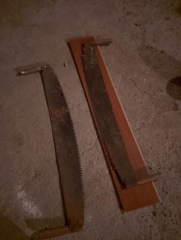 Инструменты: Məhsul: İki ədəd əl mişarı (ağac üçün) Təsvir: - Metal bıçaqlı, hər — 4