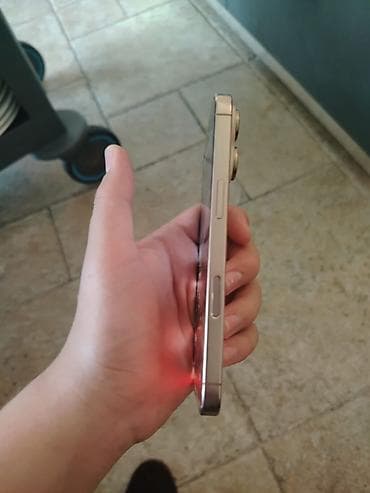 iphone 12 pro max: IPhone 16 Pro, 256 GB, Qızılı, Simsiz şarj, Face ID, Sənədlərlə — 4