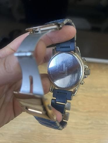 sensor saatlar: Hublot üslublu qol saatı - Korpus: qara tonlarda iri, çoxbuçaqlı — 4