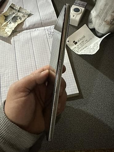 iphone 13 ucuz: Samsung Galaxy A51, rəng - Ağ, Barmaq izi — 2
