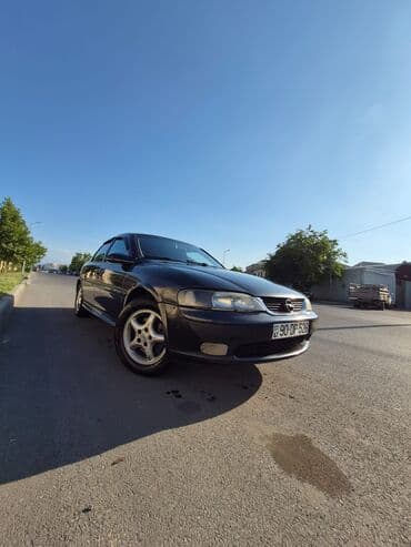 s150 satılır: Opel Vectra: 1.8 l | 1998 il 315000 km Sedan — 3
