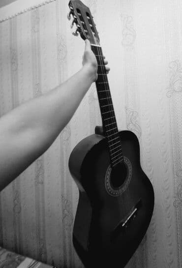 купить синтезатор бу: Istifadə etmirəm qalıb evdə onun üçün satıram Klassik akustik gitara — 1