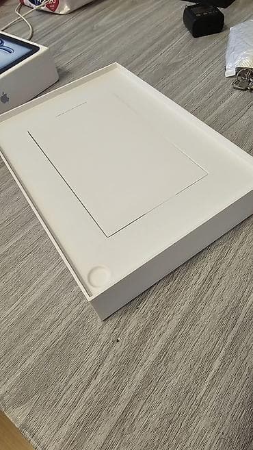Apple iPad: Apple iPad Air (Mavi) - Model: iPad Air (son nəsil görünüşlü) - Rəng — 3