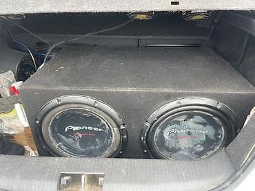 avto kalonka: SOUNDMAX avtomobil səs sistemi komplekti - Gücləndirici: SOUNDMAX — 7