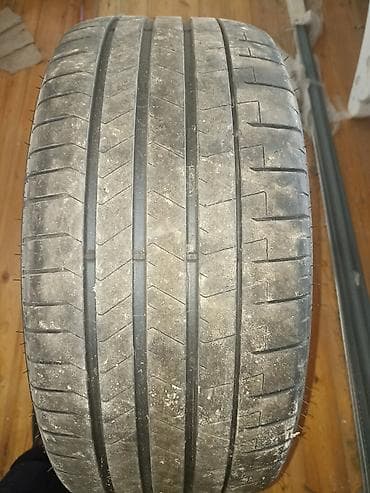 disk təkər type 0 per page 40: Şin Pirelli 275 / 35 / R 19 — 4