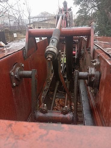 İRGİZSTAN-2 ot presi (saman-balyalayıcı) Məhsul təsviri: - Traktora — 2