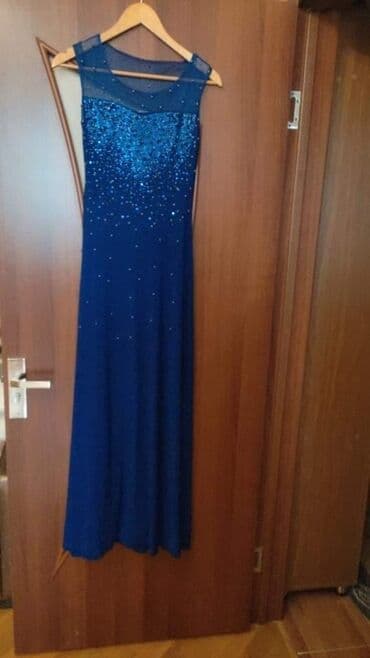 zapi satilir tecili: 36 razmer. Geyinilib.
150 mana alinib, 40 mana satilir — 1