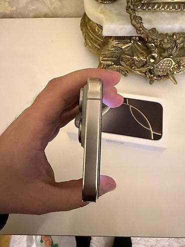 dubay ipone: IPhone 16 Pro, 256 GB — 6