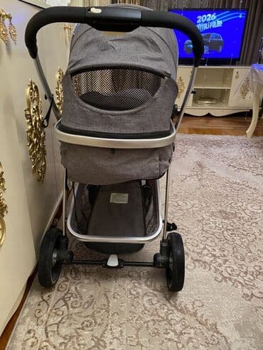 Uşaq geyimi və ayaqqabıları: Klassik gəzinti arabası, Kidilo, İşlənmiş, Cins: Oğlan, Yaş: 12-18 ay, Ünvandan götürmə — 1