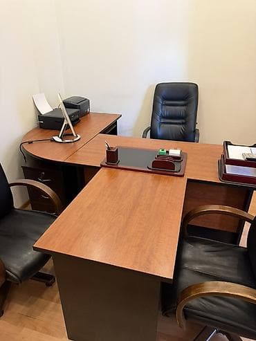 agac: Ofis mebel dəsti Tərkibi: - Direktor masası – geniş iş səthi, yan və — 7