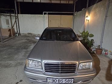 mini cooper kreditle: Mercedes-Benz C-Klasa (W202) sedan - Kuzov: sedan, gümüşü rəng - — 1
