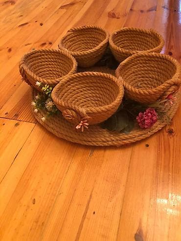 Məktəb çantaları: Xonca yuvalar6 m,qirmizi 3m,qulplu 5 m — 2