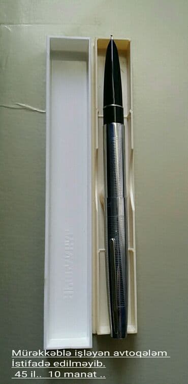 dəftər qələm: Gümüşü rəngdə . qızıl perolu. sovet istehsalı . Mürəkkəblə — 1