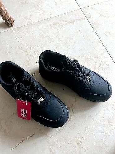 ayaqqabi sport: Boyartıran ayaqqabı. İşlənməmiş gizli artım — 2