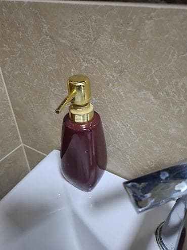 ml 164: Maye sabun/dispenser şüşəsi metroya çatdırma. Whatsapp aktivdir - — 2