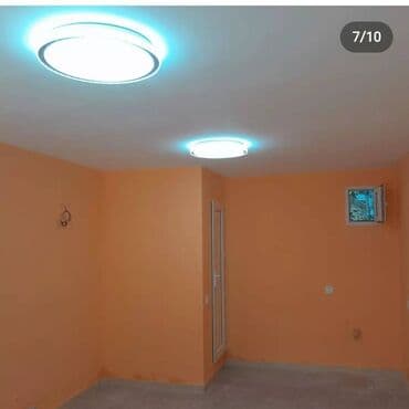 konteyner mağaza: Gənclik metrosunun çıxışı 25kv sahədir. Obyektin icarəsi 600 manatdır — 2