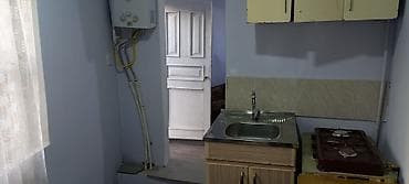 corat kiraye ev: 1 otaqlı mənzil – tam mebellidir Planlaşdırma: - Kiçik dəhlizdən — 2