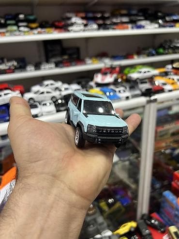 mini disk: Jetour miniatür off-road model avtomobil oyuncağı - Material: metal — 2