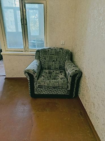 Divan, İşlənmiş, Bazasız, Çatdırılma yoxdur — 2
