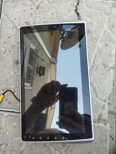 disk r15 4 bolt: 4 ay olar alınıb maşını satdığım üçün üstündən çıxartdım 270 manata — 4