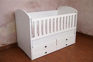 korpə beşiyi: Oğlan və qız üçün, Dördbucaq, Beşik, Dəstsiz, Matrassız, Yellənmə mexanizmsiz — 1