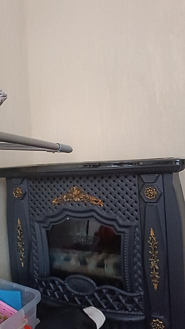 radyatr: Təcili satılır 180 manat danışmağa olar 240 kvadratlig — 1