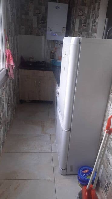 ağ şeher evler: Bakı, 3 otaqlı, Köhnə tikili, 60 kv. m — 10