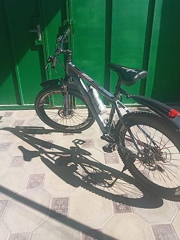 Təcili satılır real alıcıya cuzi endirim olacax velosipetin prablemi