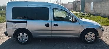bmw 5 series e39: Opel Combo: 1.6 l | 2008 il 408350 km Van/Minivan — 2
