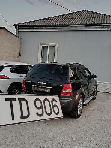 yan guzgu s: Kia Sorento: 2.5 l | 2006 il Ofrouder/SUV — 2