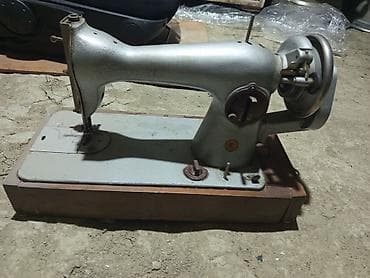 Mexaniki tikiş maşını – klassik, ağır metal gövdəli model