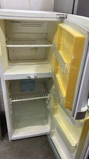 soyud: İki qapılı soyuducu - Üst hissədə dondurucu, alt hissədə soyuducu — 2