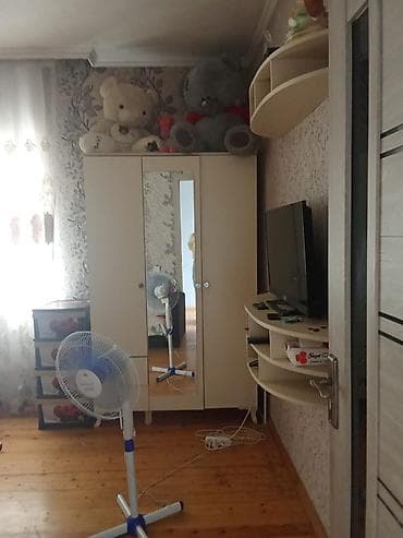 havuzlu ev: Satılır: həyət evi 1 otaq - Plan: 1 mərtəbə, eyvanlı giriş. Ön — 9