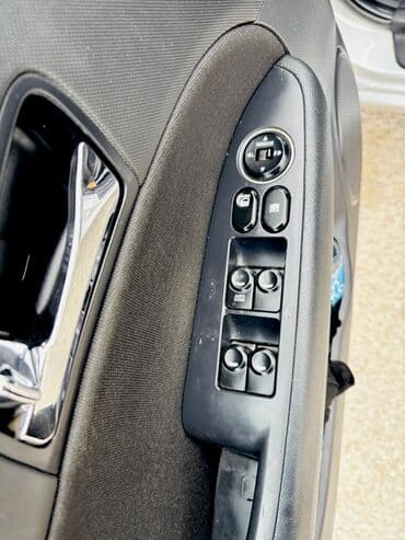 mersedes sprinter satisi: Hyundai i30: 1.6 l | 2010 il Hetçbek — 9