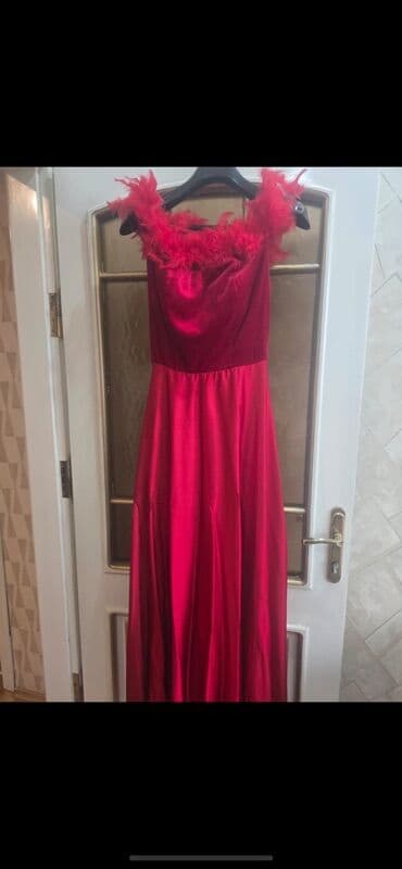 Кофты, свитеры: Qırmızı uzun axşam/gecə geyimi - Rəng: parlaq qırmızı - Model: yuxarı — 2